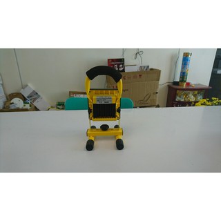 ĐÈN LED PHA SẠC DÙNG PIN