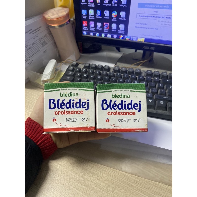 1 hộp sữa nước Bledina Pháp 12m hộp 250ml date 8.2021