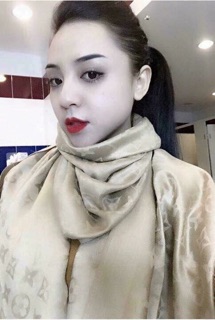 Khăn louis vuitton vuông nhũ