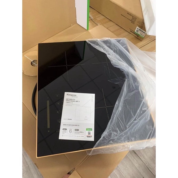 Bếp từ hồng ngoại ba vùng nấu Kangaroo KG446i - bảo hành chính hãng