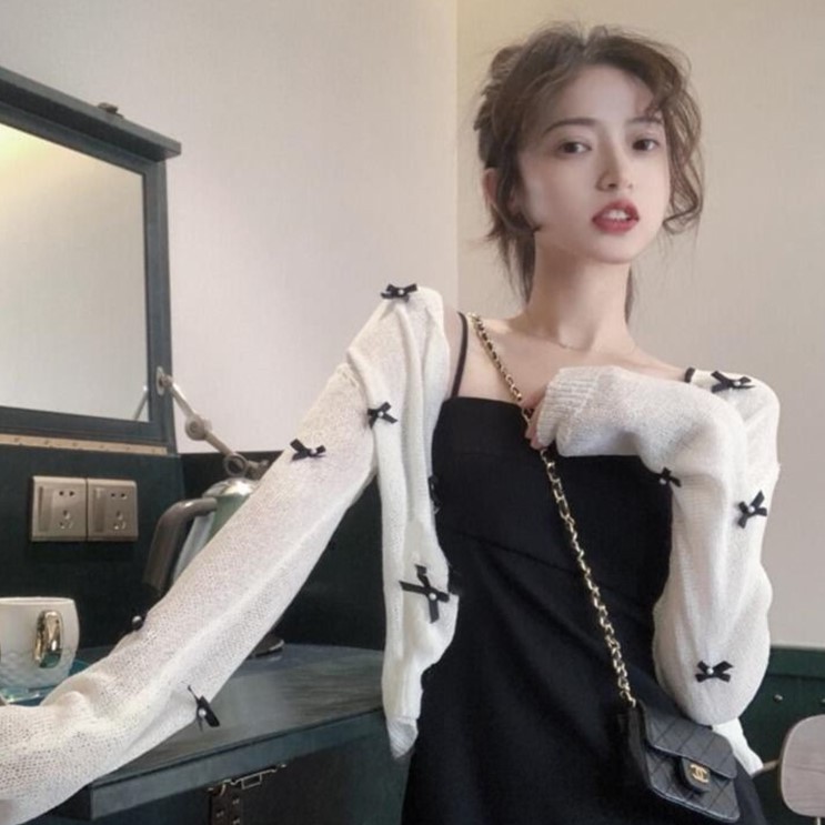 Áo sơ mi tay dài cổ chữ v đính nơ phong cách Hàn Quốc cho nữ
