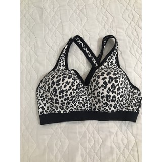 Thanh lý tủ đồ: áo gym beo size 36/38