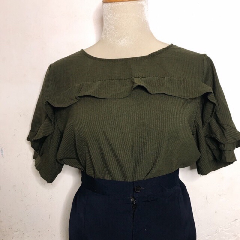 Áo bèo tay bồng siêu xinh