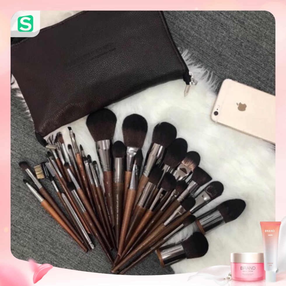 Bộ cọ chuyên nghiệp Makeup Forever 32 Cây