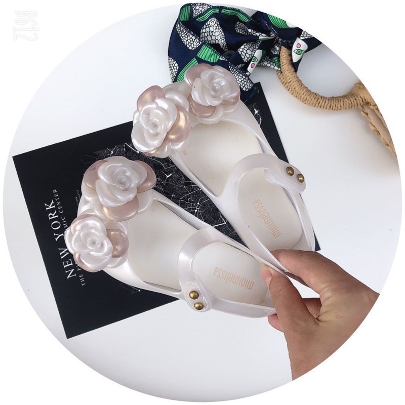 Giày búp bê nhựa thơm cực xinh cho bé gái