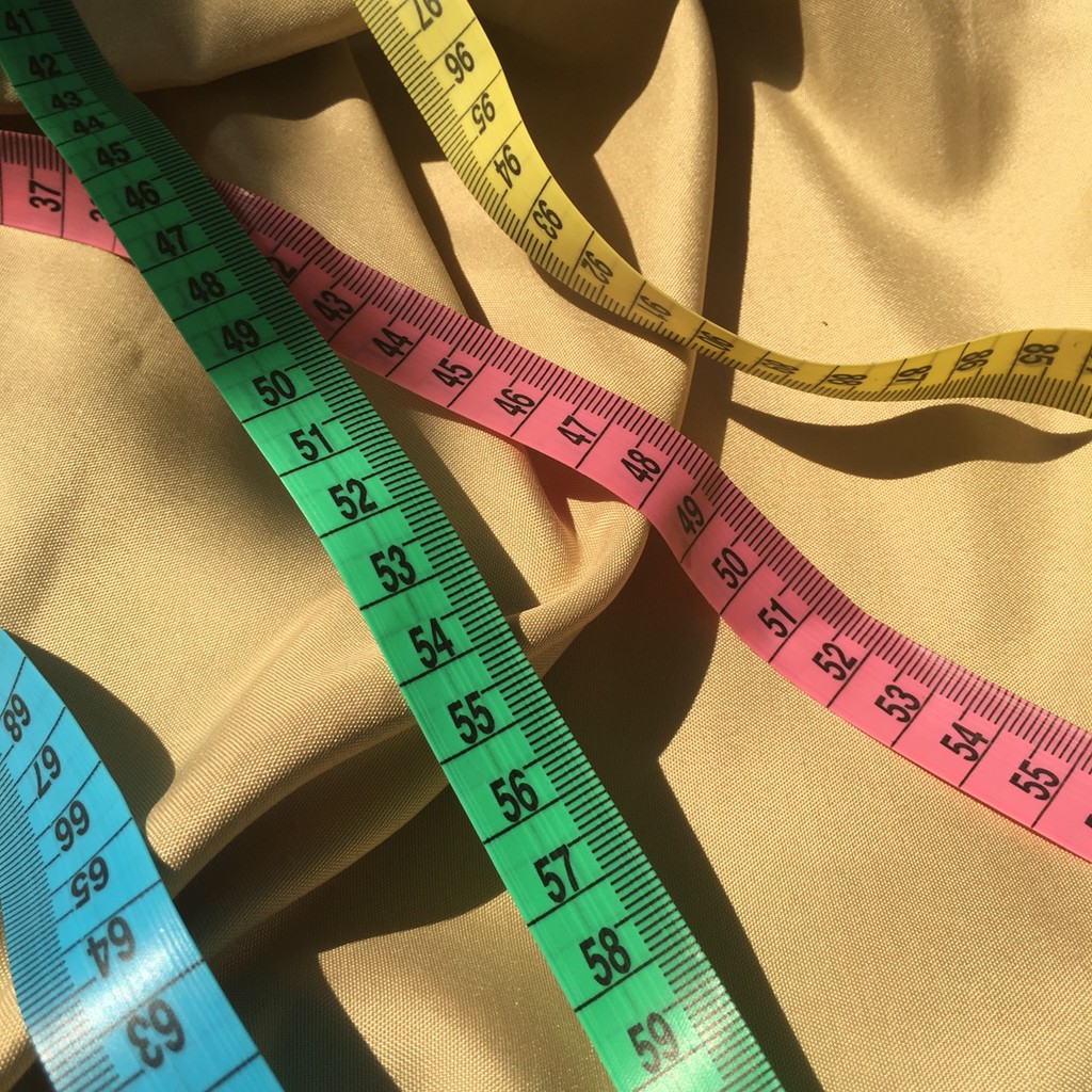 Thước dây may đo quần áo - Dụng cụ đo vòng eo dành cho các nàng (Shop giao màu ngẫu nhiên các nàng nhé ^^)
