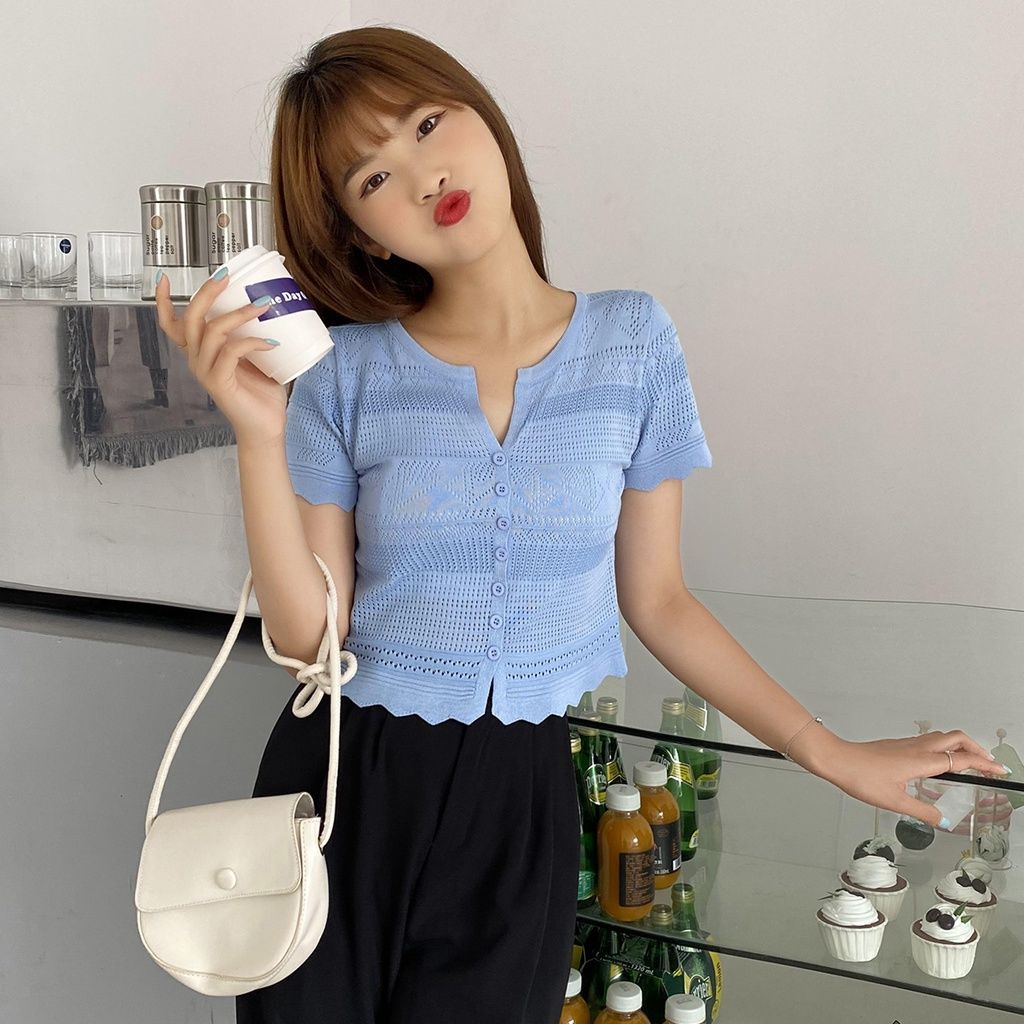 Áo Croptop Dệt Kim Tay Ngắn Cổ Chữ V Dáng Ôm Thời Trang Cho Nữ
