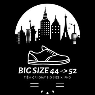 Tiệm Cái Giày Size Lớn Xì Phố