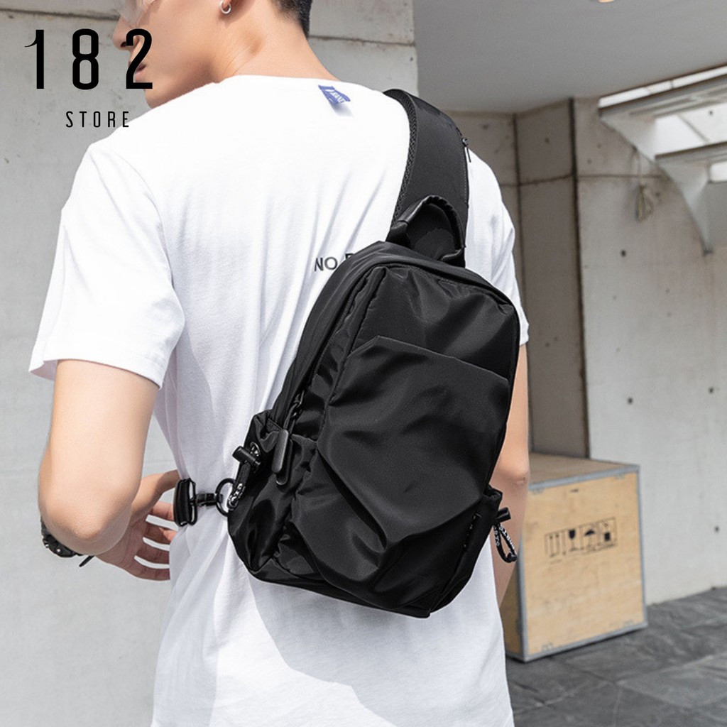 Túi Đeo Chéo Nam Nữ Unisex Basic Thể Thao Chống Nước Thời Trang Vải Đen Mềm Mịn Cao Cấp Freeship - The Black Box | BigBuy360 - bigbuy360.vn