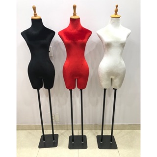 Manocanh Nhung nữ chân sắt