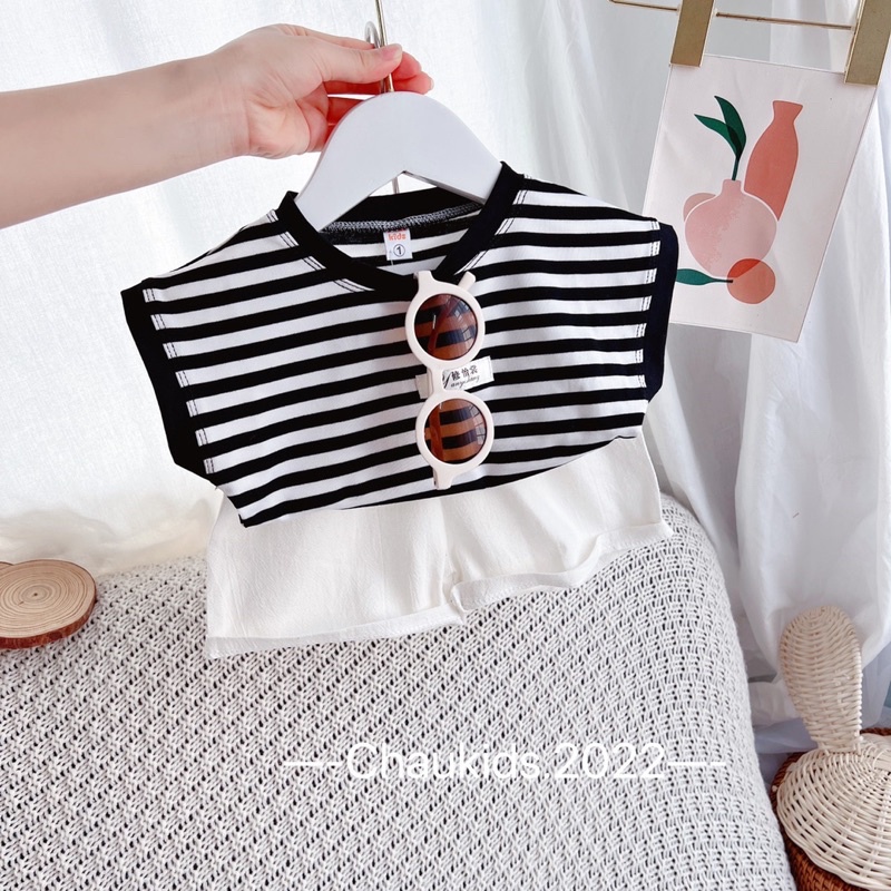 Bộ kẻ ngang tay áo bo viền cho bé trai