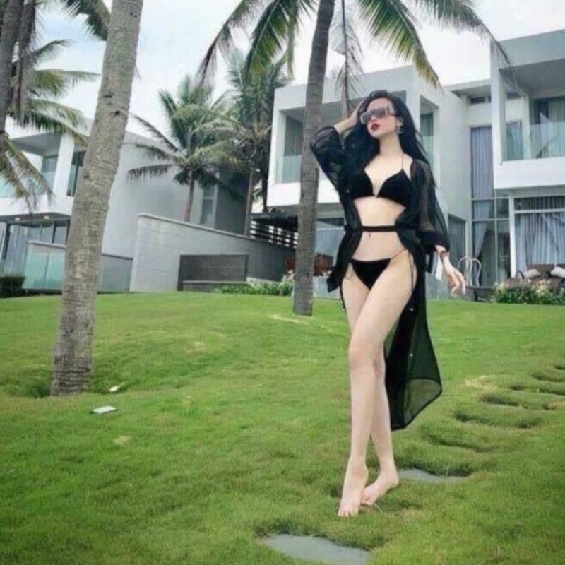 bikini đồ bơi áo choàng đi biển đen trắng