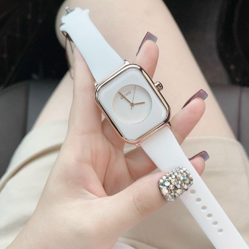 Đồng hồ nữ đẹp thời trang kiểu dáng Hàn Quốc cao cấp dây Silicone mặt vuông