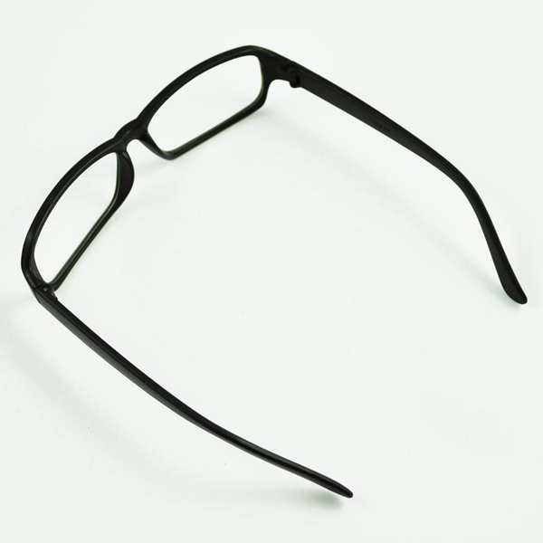 Mắt kính gọng nhựa hình chữ nhật độc đáo