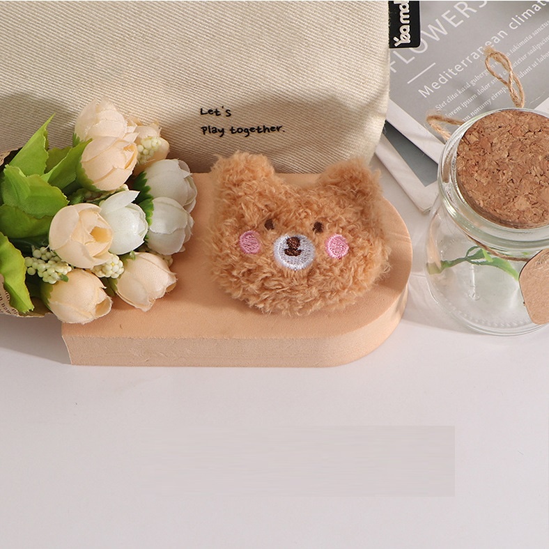 Ghim cái áo, balo hình gấu bông siêu xinh