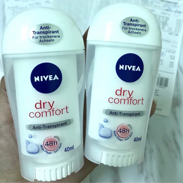 Sáp lăn khử mùi Nivea