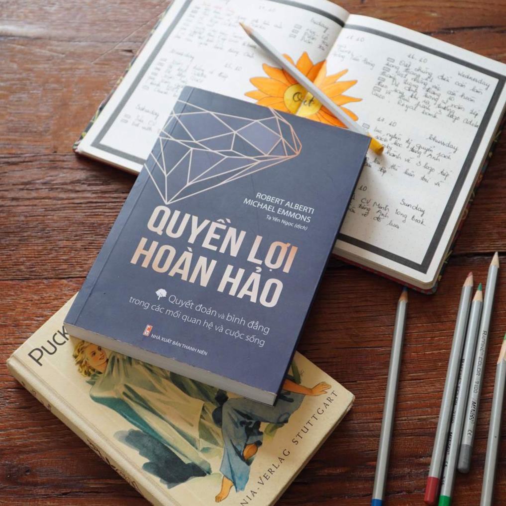 Sách: Quyền Lợi Hoàn Hảo - Quyết Đoán Và Bình Đẳng Trong Các Mối Quan Hệ Và Cuộc Sống [ Minh Long ]
