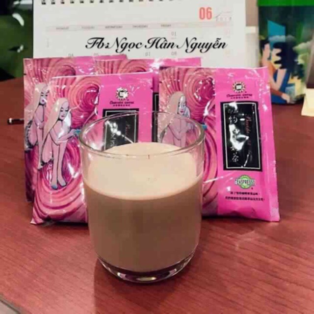 Trà sữa gói cô gái ngồi Barista- Đài Loan