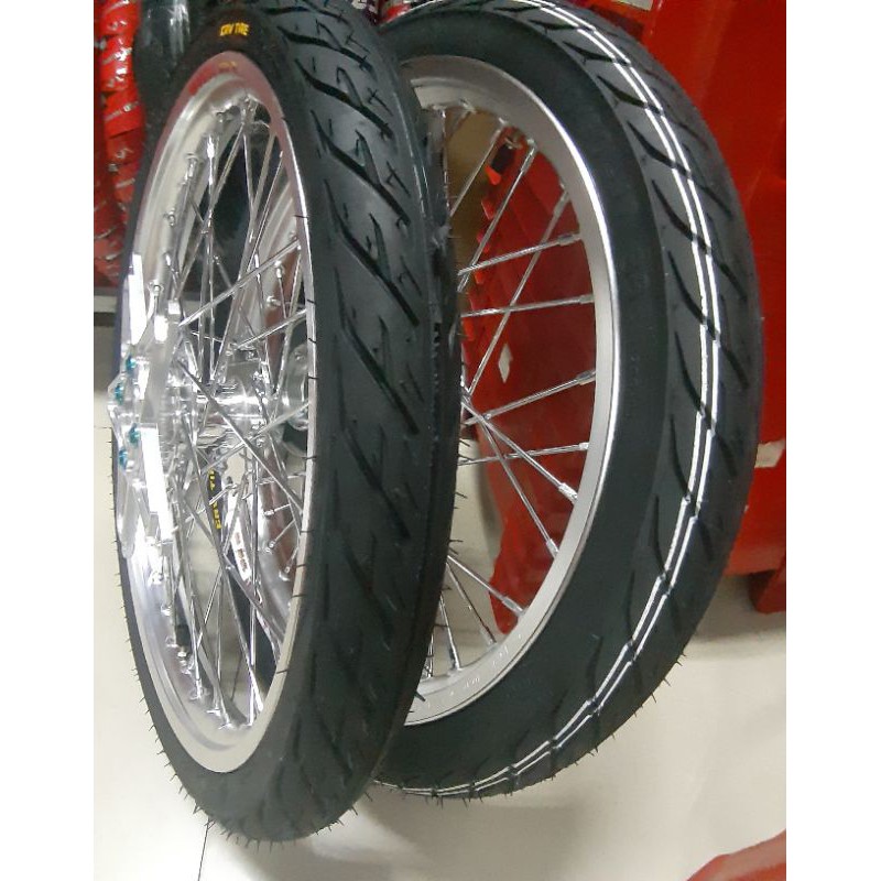 Bánh căm xe  RAIDER SATRIA niềng nhôm BANZAI  vỏ CRV 60/70 kèm lòng nhôm và 5  ốc g5 như hình gắn như zin