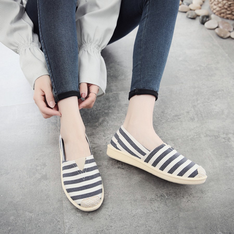 Lẻ 35,38, 40 giày lười vải nữ màu đen êm nhẹ, slip on nữ