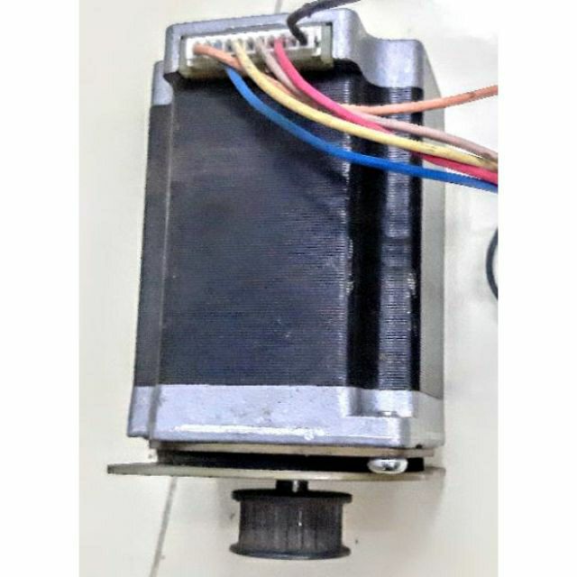 Motor bước (step motor) 74x55x55mm nặng 1.2kg