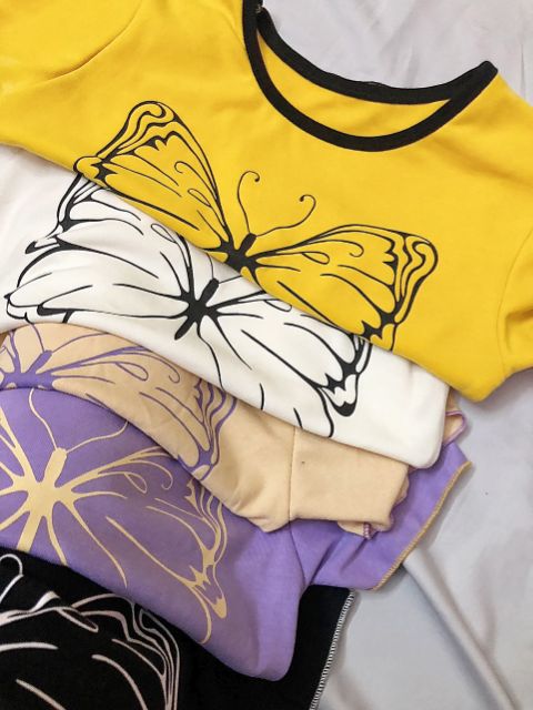Áo croptop in hình bướm