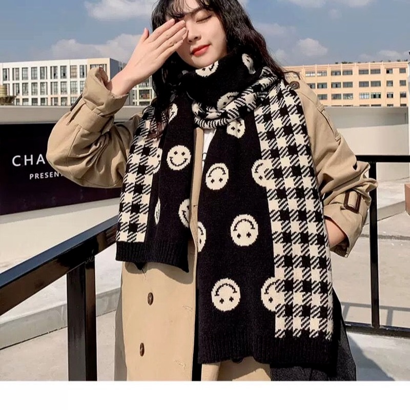 Khăn choàng len dệt kim dày hai mặt hình mặt cười thời trang Nhật Bản