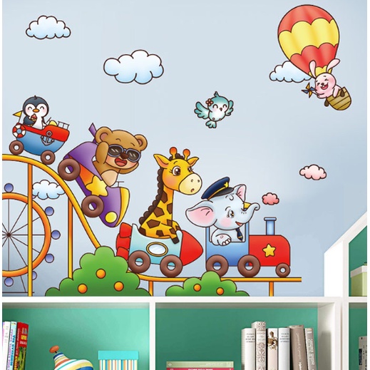 Decal trang trí tường - Chú voi lái tàu dễ thương