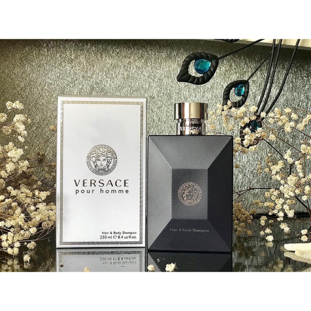 Sữa tắm nước hoa Versace Pour Homme Hair & Body Shampoo 250ml