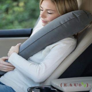 Gối phình hỗ trợ cổ khi ngủ trên xe hơi