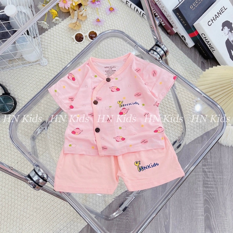 Bộ tay ngắn nút lệch cài chéo Petit sợ tre HNkids, Bộ tay ngắn cho bé sơ sinh bé trai bé gái