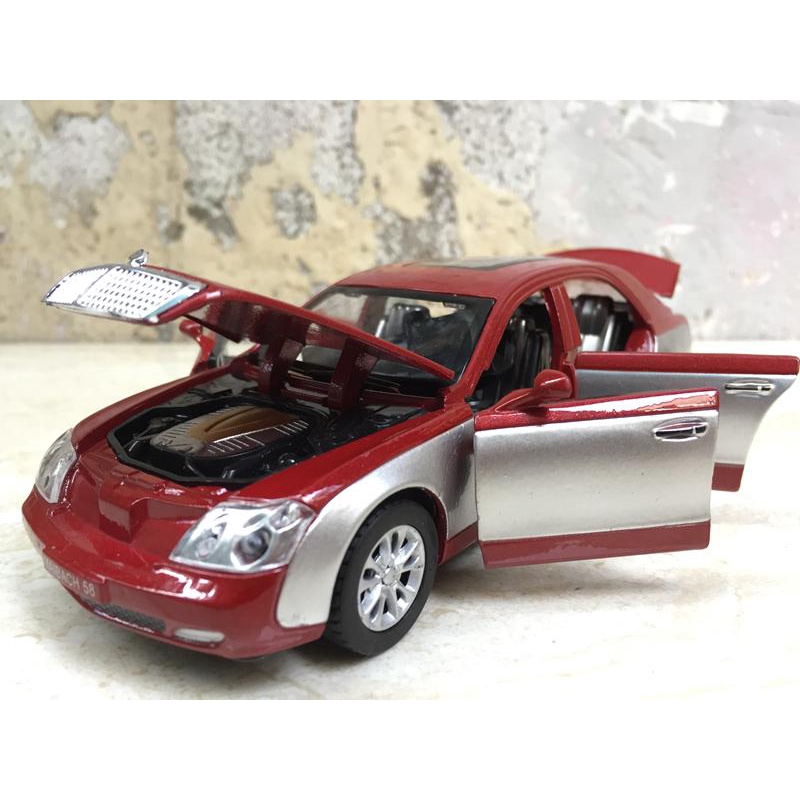 Mô hình xe MayBach 62S 1:32