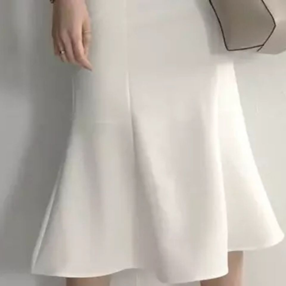 Chân Váy Đuôi Cá Lưng Cao Màu Trắng Thiết Kế Mới Xinh Xắn Thời Trang Dành Cho Nữ