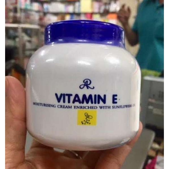 Kem Dưỡng Ẩm Body &amp; Face Vitamin E Thái Lan 200g