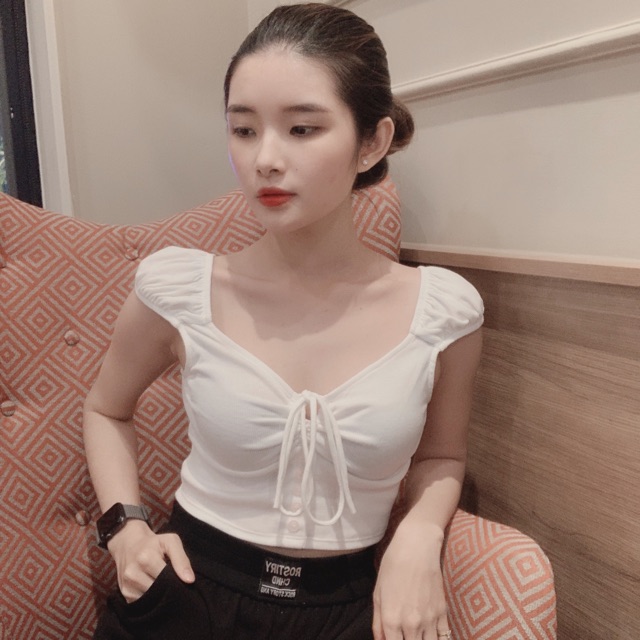 Áo Agnes sẽ đem lại sự dịu dàng, đằm thắm cho những bạn yêu thích sự ngọt ngào 🍭