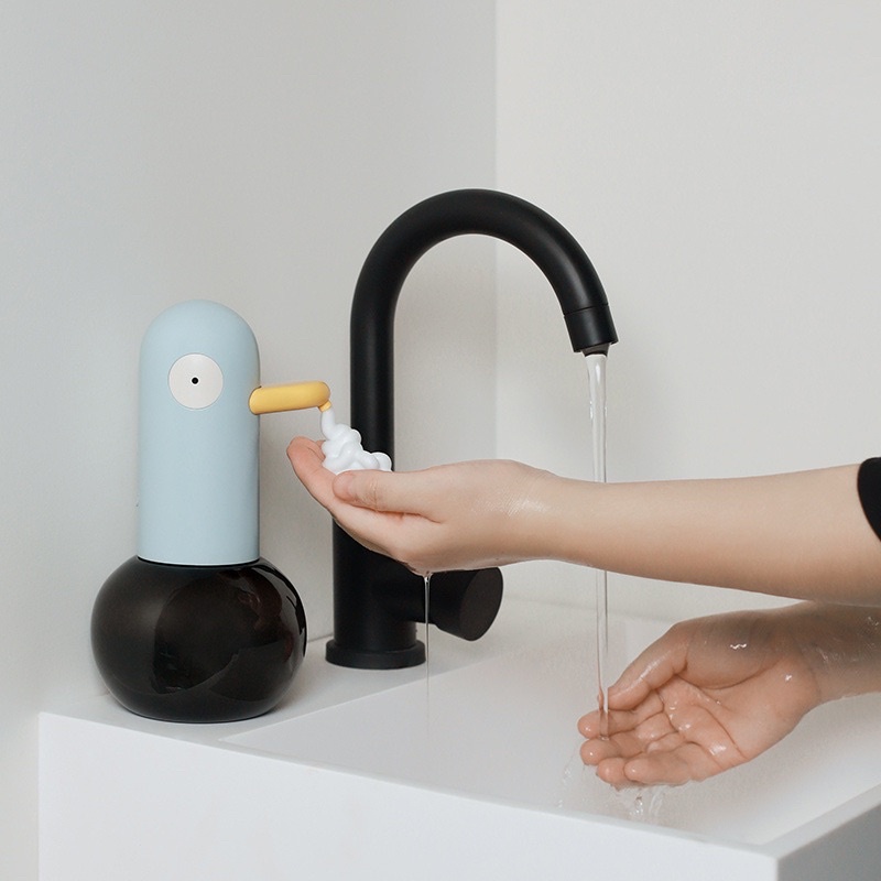 Máy tạo bọt xà phòng rửa tay bảo vệ sức khỏe cảm biến tự động thông minh hình chú chim cánh cụt dễ thương