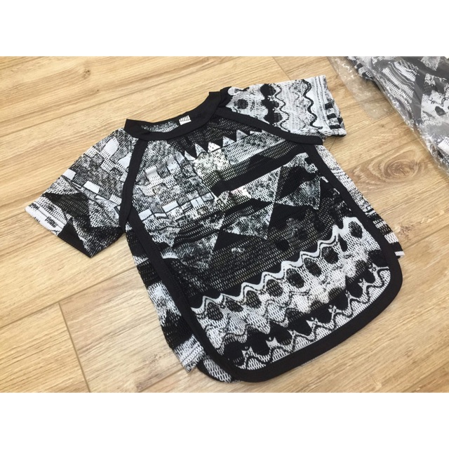 Set 1 áo + 2 qần + 1 mũ
