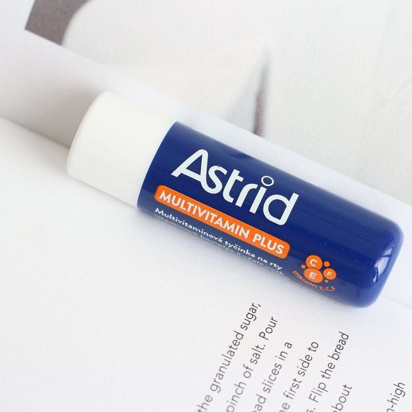 Son dưỡng mỡ hươu Astrid