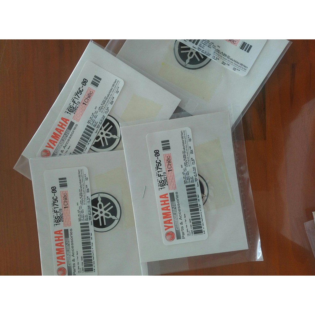 Logo dán Yamaha Sirius Fi - Taurus chính hãng