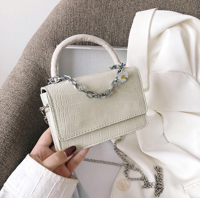 Video thật - so sánh hàng rẻ) Túi hộp hoa cúc da sần 2 size S020