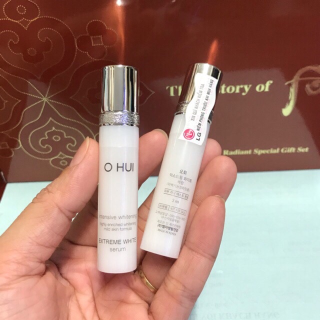 Tinh chất dưỡng trắng da và chống lão hóa. Ohui Extreme White Serum Snow vitamin