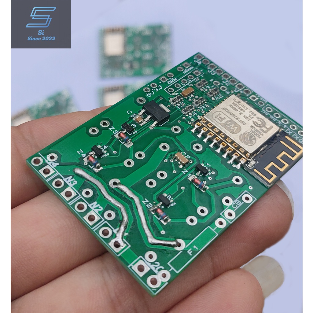 Bảng mạch phát triển công tắc thông minh wifi 4 kênh điều khiển qua điện thoại esp8266