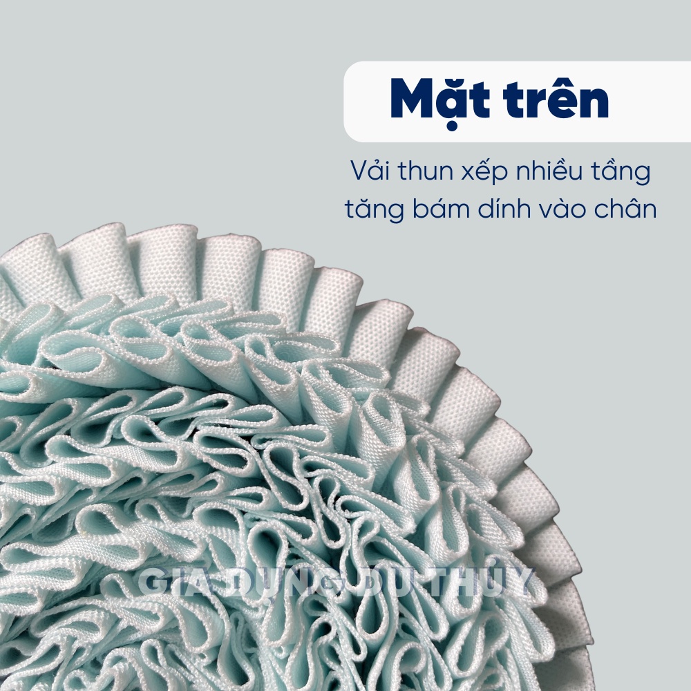 Thảm chùi chân nhà tắm hình bông hoa nhiều lớp vải xếp chồng nhiều màu sắc nổi bật của gia dụng Du Thủy