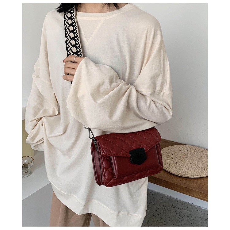 TÚI XÁCH THÊU CHUỖI KIM CƯƠNG PHIÊN BẢN HÀN QUỐC THỜI THƯỢNG DẠNG HỘP THƯ❤️EMILyna Shop❤️