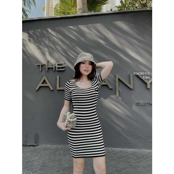 Đầm body sọc cổ bẻ phối viền