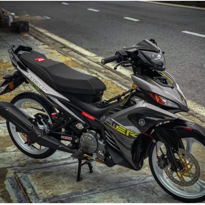 Tem rời exciter 135 xanh đen màng bóng