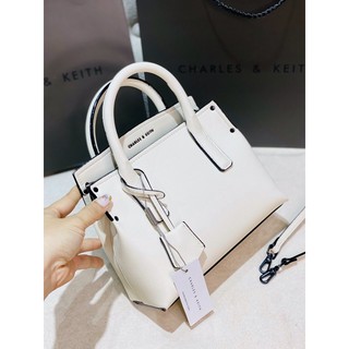Túi quai cầm size 21,5 kèm charm (ib shop chọn màu nhé)