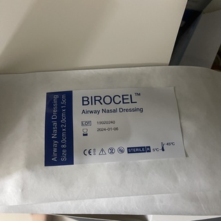 Bông cầm máu mũi có ống thở Birocel