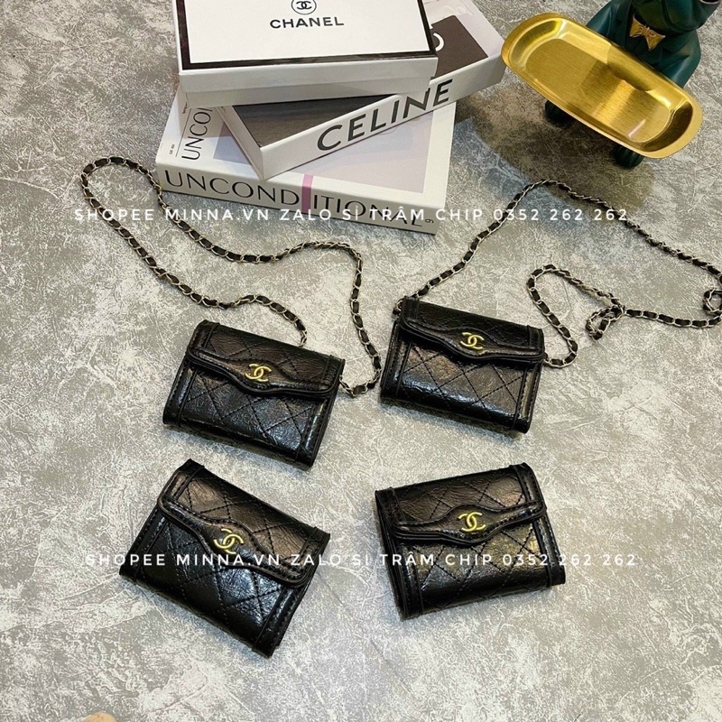 Túi Đeo Chéo Nữ Mini Đẹp Da Bóng Logo Vàng 13cm không vừa điện thoại