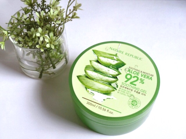 Gel lô hội 8 tác dụng Nature Republic 92%